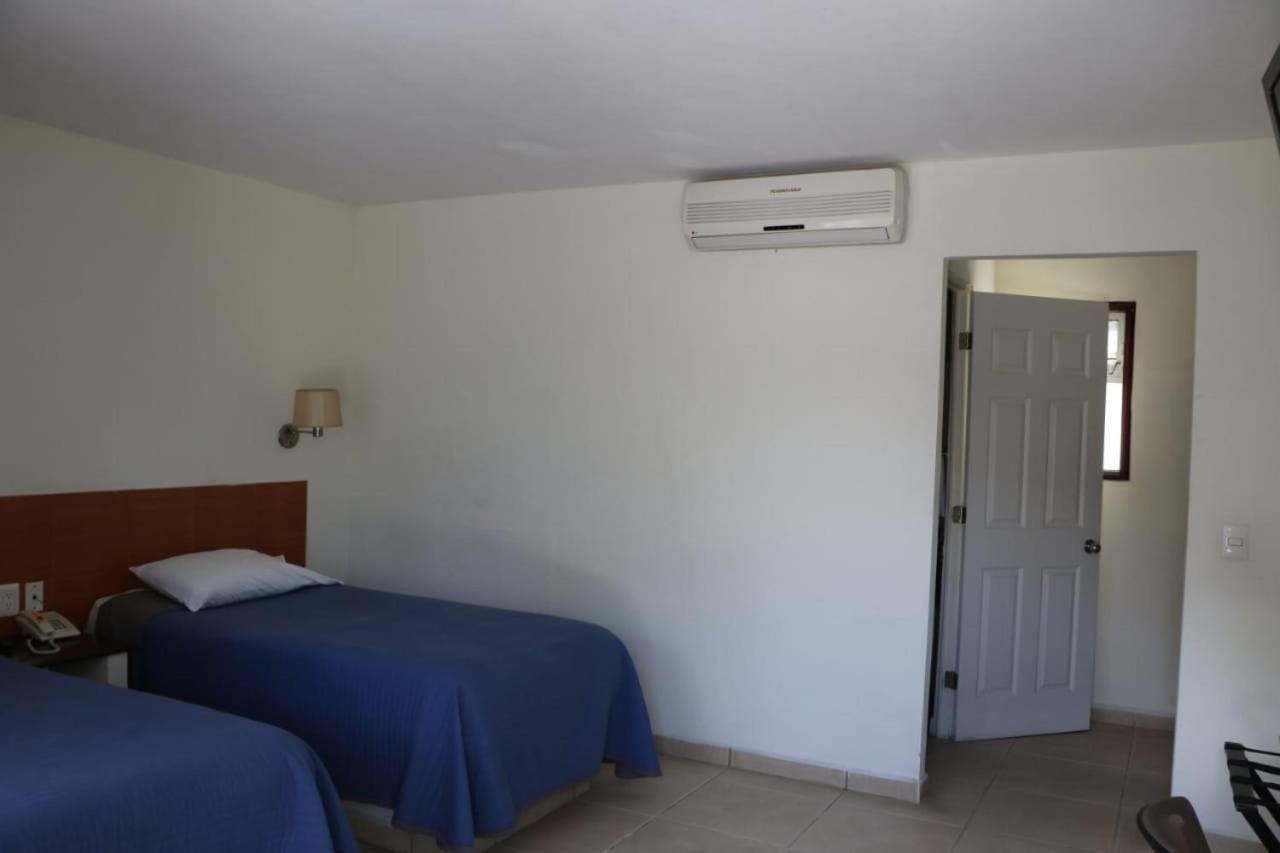 Cypres Hotel & Suites Zapopan Zewnętrze zdjęcie