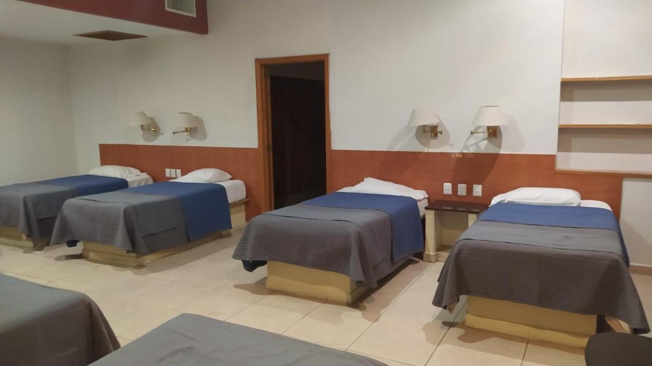 Cypres Hotel & Suites Zapopan Zewnętrze zdjęcie