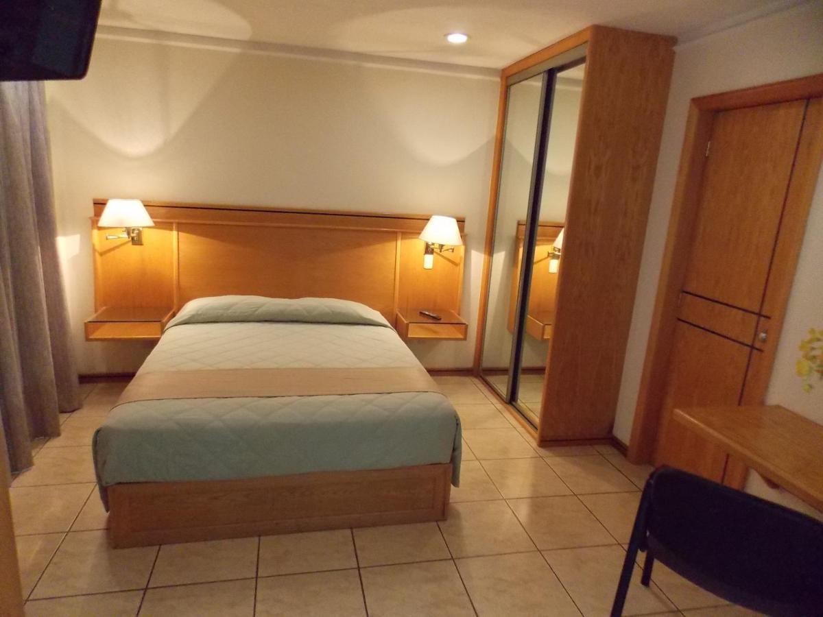 Cypres Hotel & Suites Zapopan Zewnętrze zdjęcie